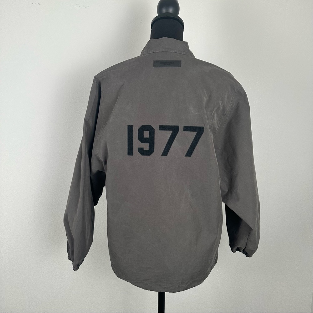 ESSENTIALS Fear of God 1977 Coaches Jacket Grey Sz XS Snap Button Unlined Pocket